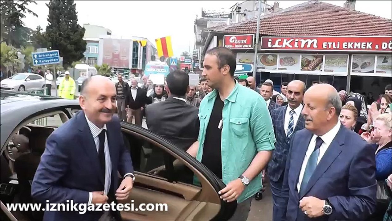 Müezzinoğlu'ndan yeni slogan Onlar Atar Ak Parti Yapar