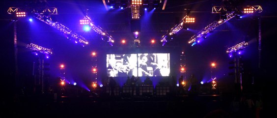 Pixel Hypermedia - Ecrans plein jour