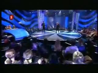 ELSK MIG I NAT - liveshow 01 - Louise B. og Joakim.