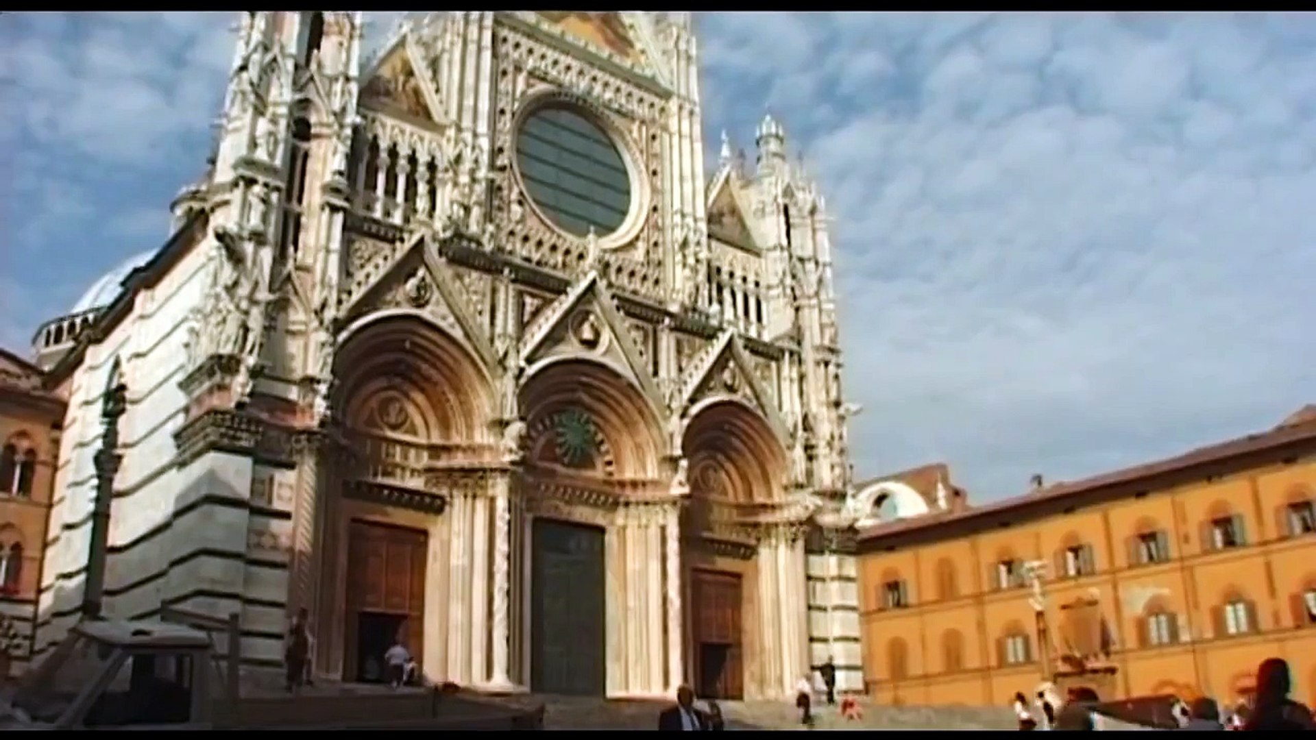 Siena Travel Video Guide