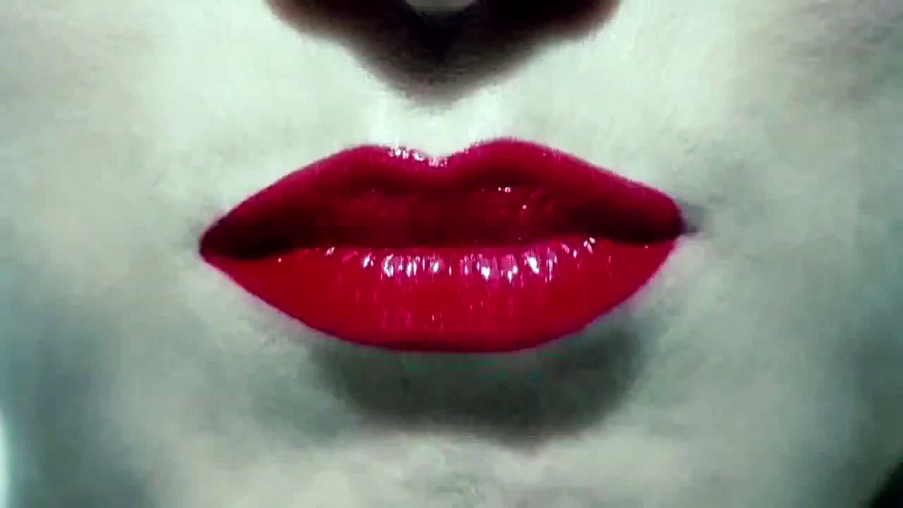 Gwen Stefani L'Oreal Paris Commercial