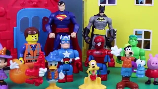 Mickey Mouse Peppa Pig Play Doh Halloween Costume with Batman Spiderman Lego Duplo and Minnie Mouse