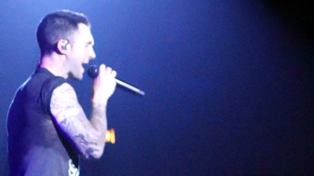 Maroon 5 - This Summer's Gonna Hurt