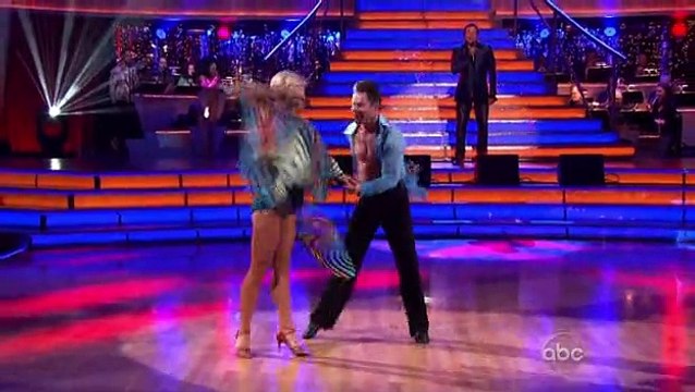 Smokey Robinson, Martha Reeves, The Temptations & DWTS Troupe