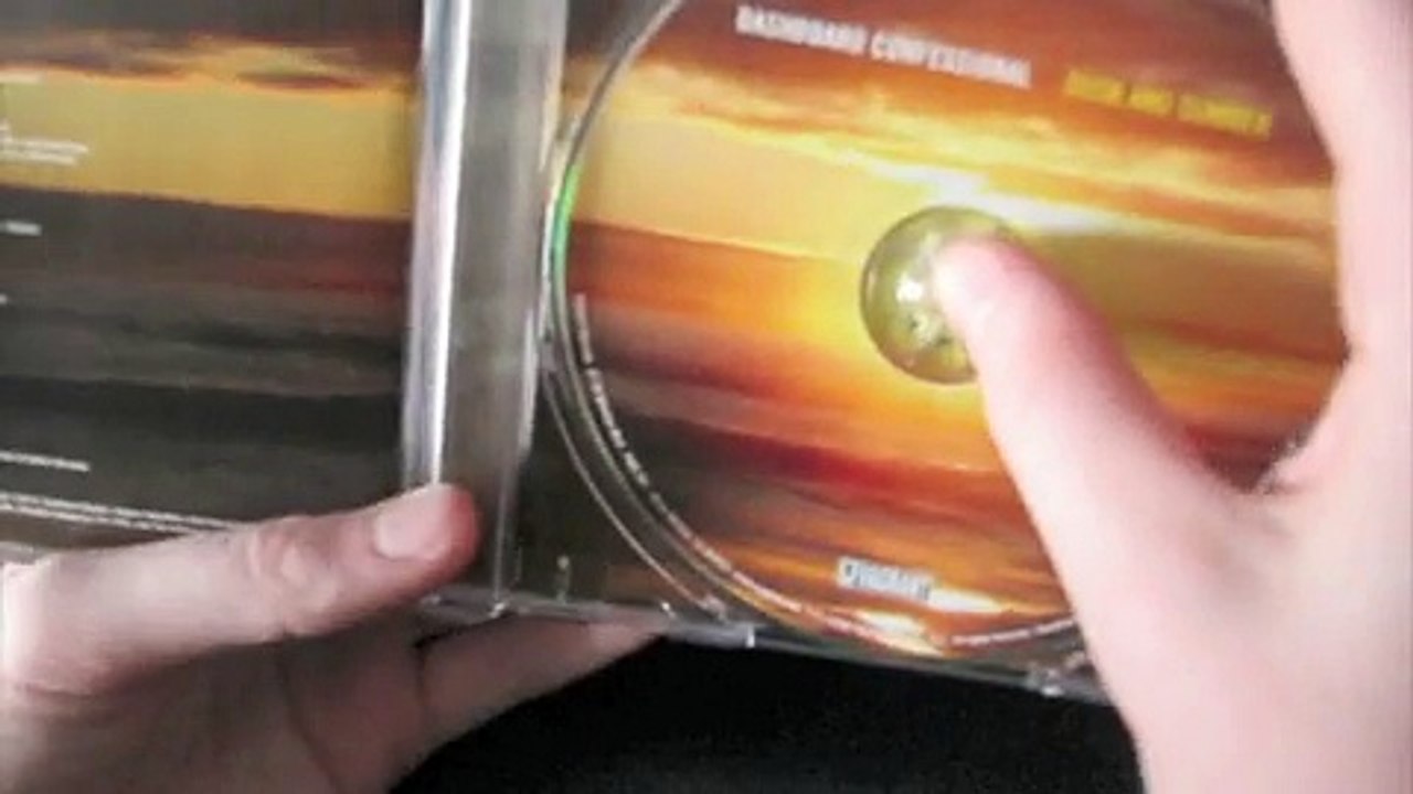 How to replace a CD case.