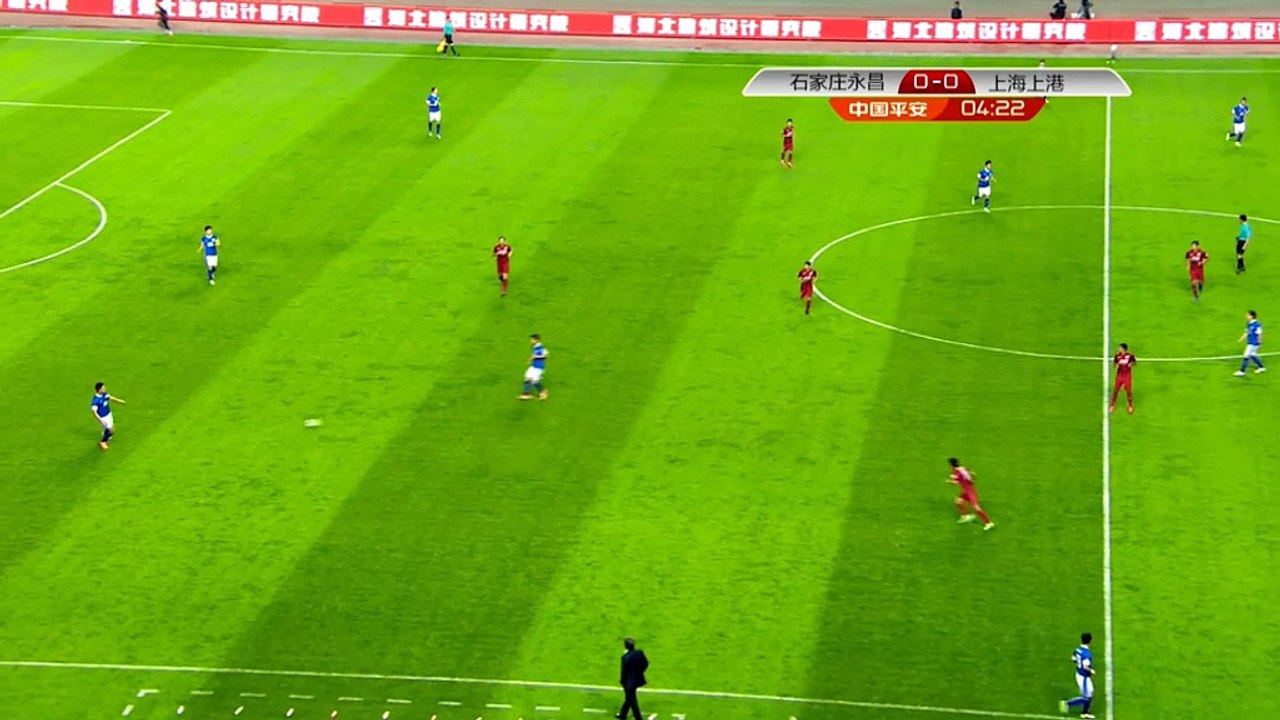 CSL: Verteidiger mit Traum-Lob ins eigene Tor