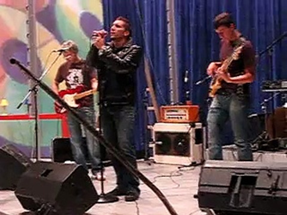 Nude - rtv