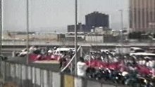 Vidéo-gag moto cross big jump