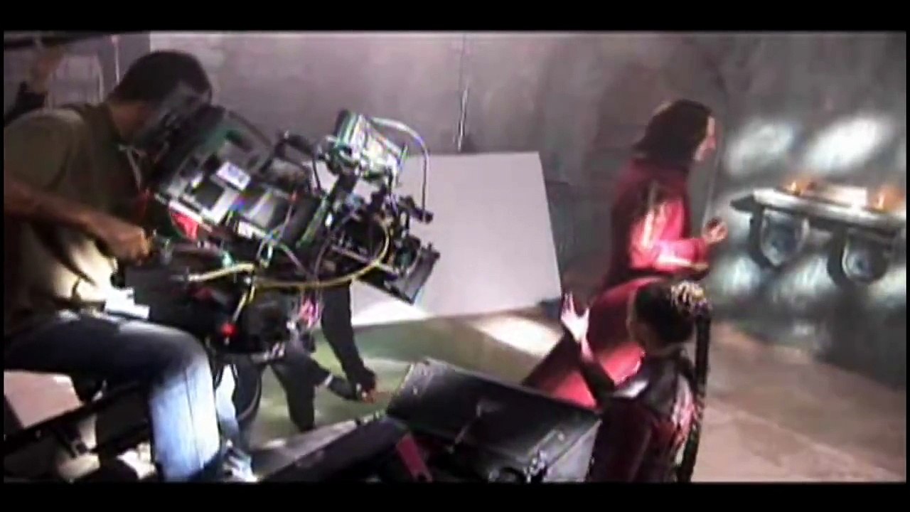 Tabrett Bethell as Cara - Legend of the Seeker 2 [HD].mp4