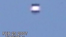25 2 07 UFO LENTICULAR "ESTACIONARIO"