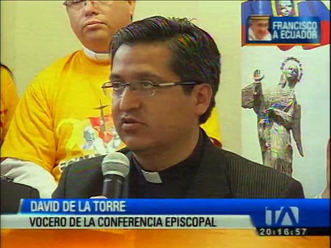 Iglesia denuncia falsos religiosos que venden puestos para las misas papales
