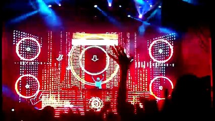 David Guetta - Titanium LIVE HD