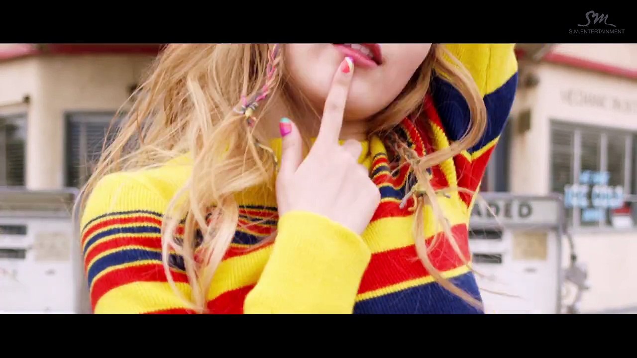 Red Velvet  - Ice Cream Cake - Mv