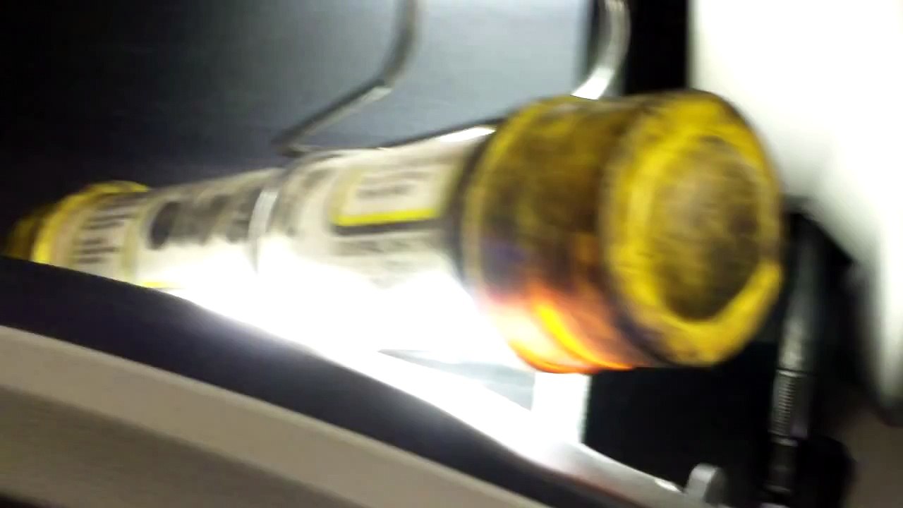 DIY How to install replace the cabin air filter on a 2008 Honda Accord