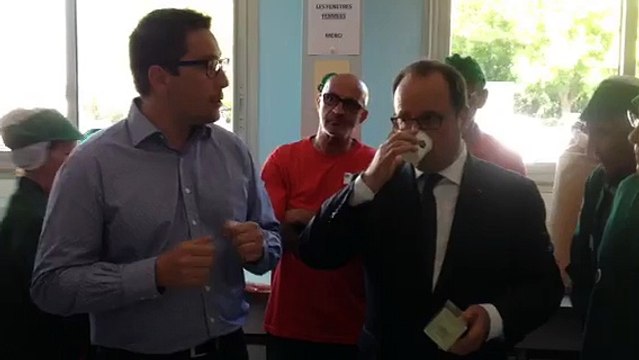 Gémenos : François Hollande déguste une infusion avec les ex-Fralib