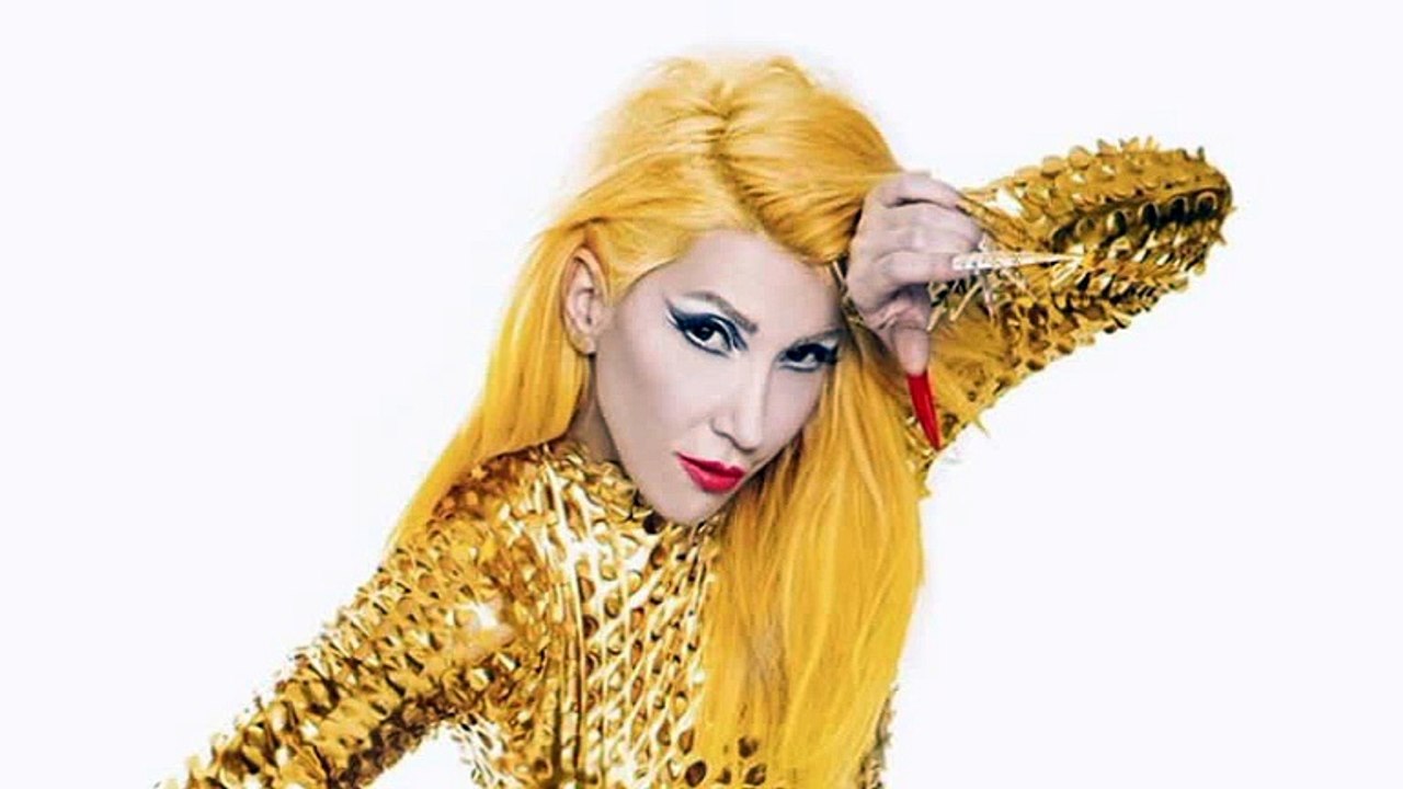 Hande Yener - Sokak Kedisi