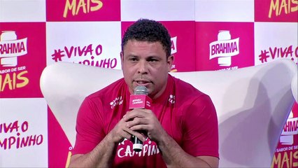 Ronaldo exige renuncia del jefe del fútbol en Brasil