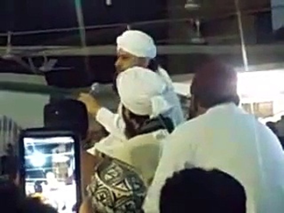 Banda Milne Ko Qareeb-e-Hazrat-e-Qadir Gaya