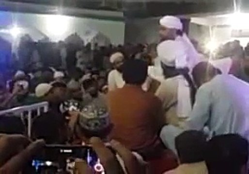 Shaha Dulha Bana Aaj Ki Raat Hai - Qaseeda Merajia