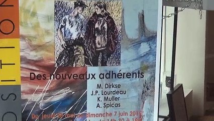 De nouveaux adhérents à l'espace Mouv'Art à Auxerre