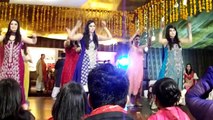 Islamabad Mehndi Night - Dance at Wedding Hall (HD) - Video Dailymotion