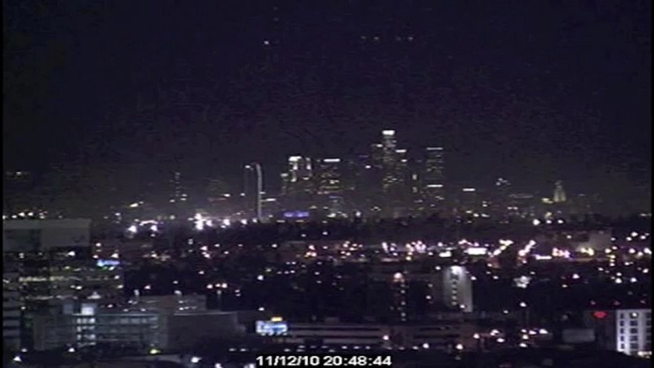 UFO SIGHTING OVER LAX AIRPORT IN LOS ANGELES CALIFORNIA ON NOV 12-13, 2010.