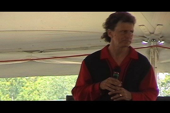 Bill Rinehart sings 'Kentucky Rain' Elvis Week 2005