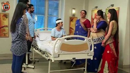 Saath Nibhana Saathiya - Ahaem Makess Trendy Hair Plates for Gopi - Behind the Sc (1)