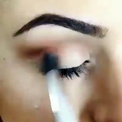 easiest eye make-up ever