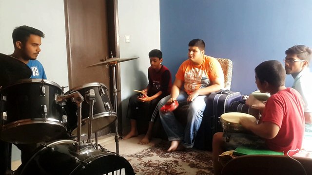 Students making Groove with different Percussive Instruments