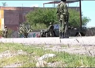 Atacan a convoy de militares