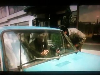 Mucsi: NEM AZÉRT VETTEM A VERDÁT, HOGY GYALOGOLJAK !