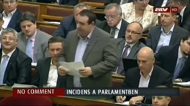 Kövér László ismét elragadtatta magát a Parlamentben - 2012.11.12.
