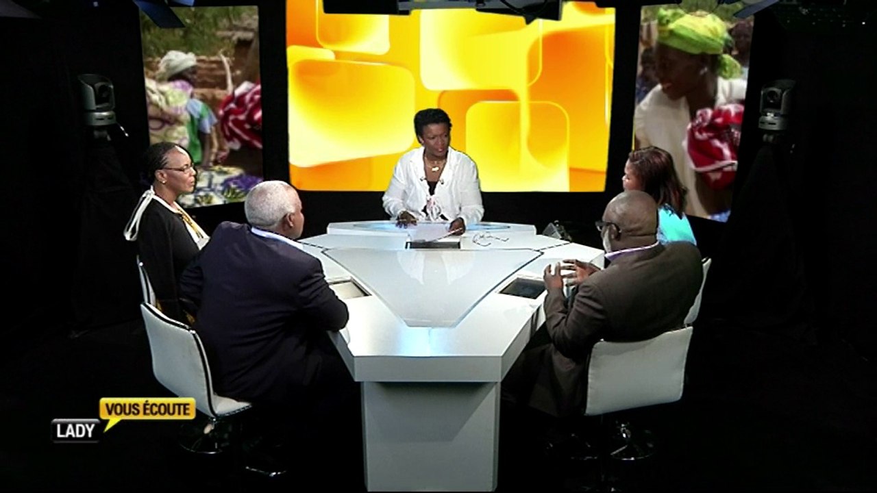 Lady vous écoute - La priorité du développement 030615