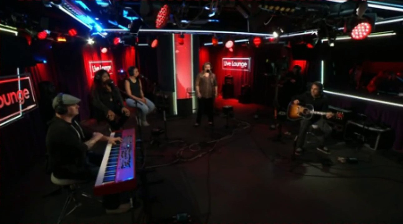 Kelly Clarkson Heartbeat Song BBC Radio 1 Live Lounge 2015