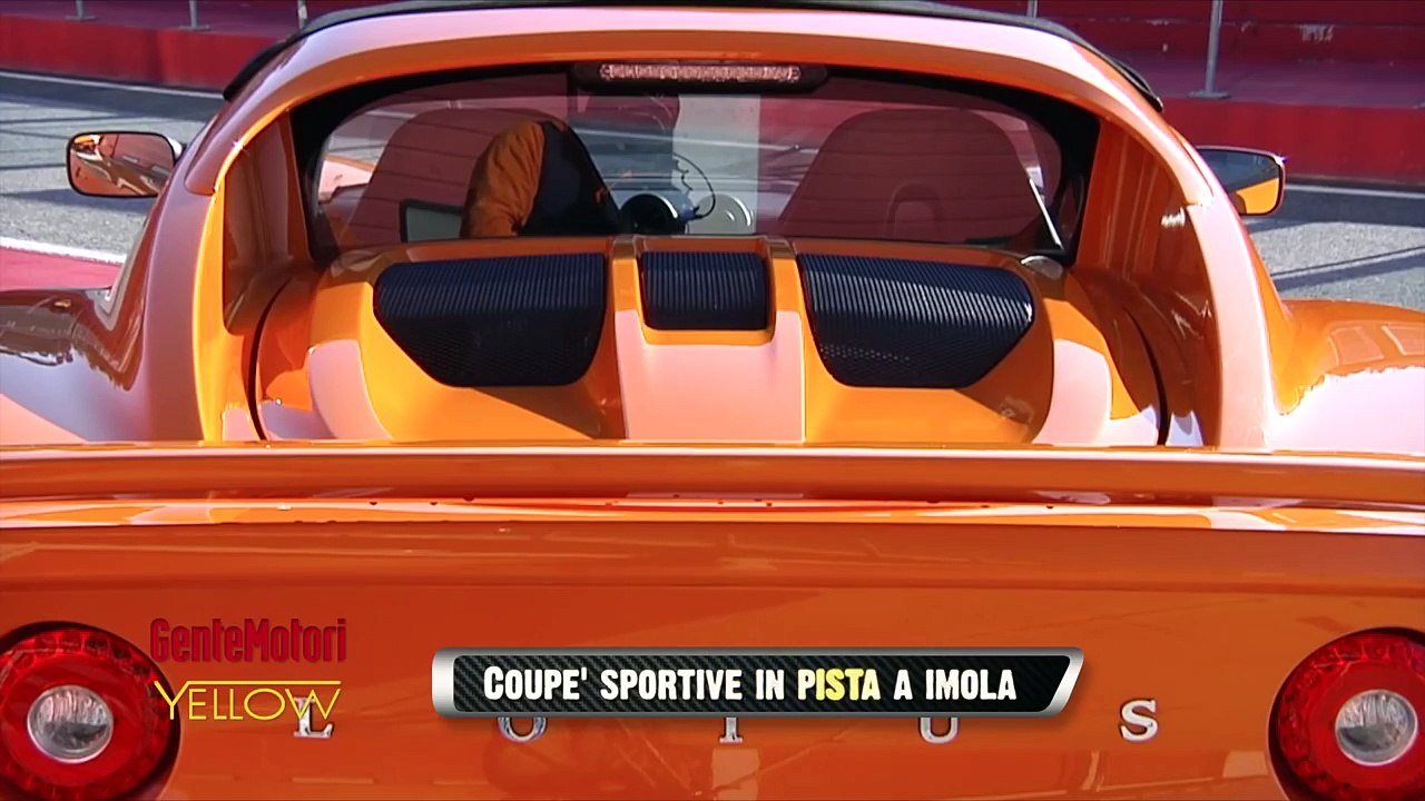 Alfa Romeo 4c vs Lotus Elise S vs Peugeot RCZ R vs Porsche Cayman - GenteMotori