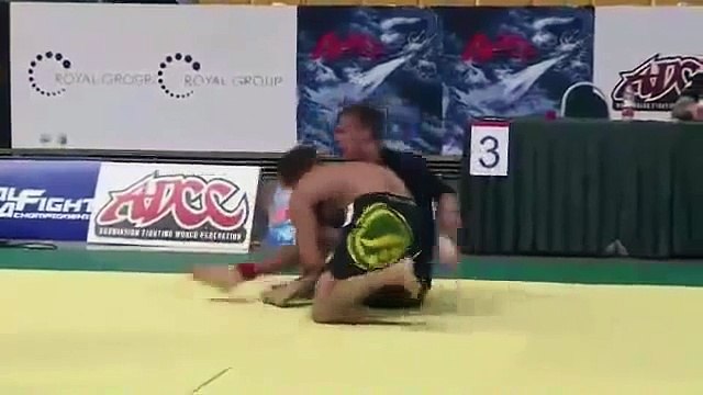 ADCC 2013 - Clark Gracie vs Keenan Cornelius. kneebar! toehold! leg drag!