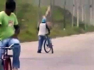 الله يقدرني على نسيانك ( سكران )