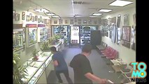 Intento fallido de robo en video: Dueño de joyería se defiende de ladrones con una escopeta