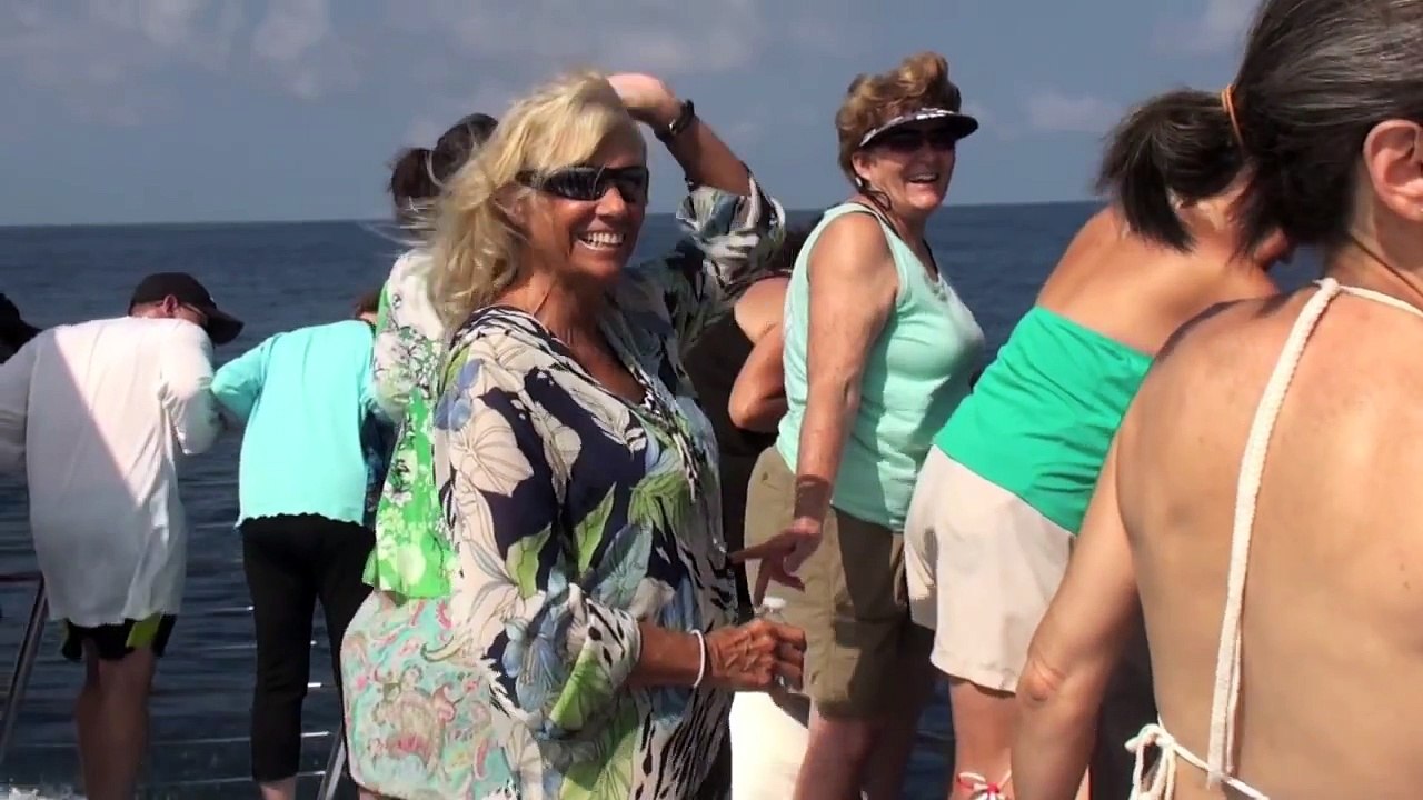 Swimming with the Spinner Dolphins in Hawaii, Big Island with Joan Ocean