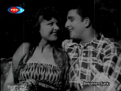 Seni Sevda Çiçeğim - Zeki Müren (Jeyan Mahfi Tözüm & Zeki Müren)