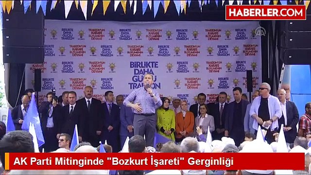 AK Parti Mitinginde Bozkurt İşareti Gerginliği