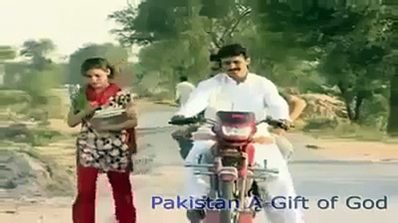 Funny Ad Qamar Tea