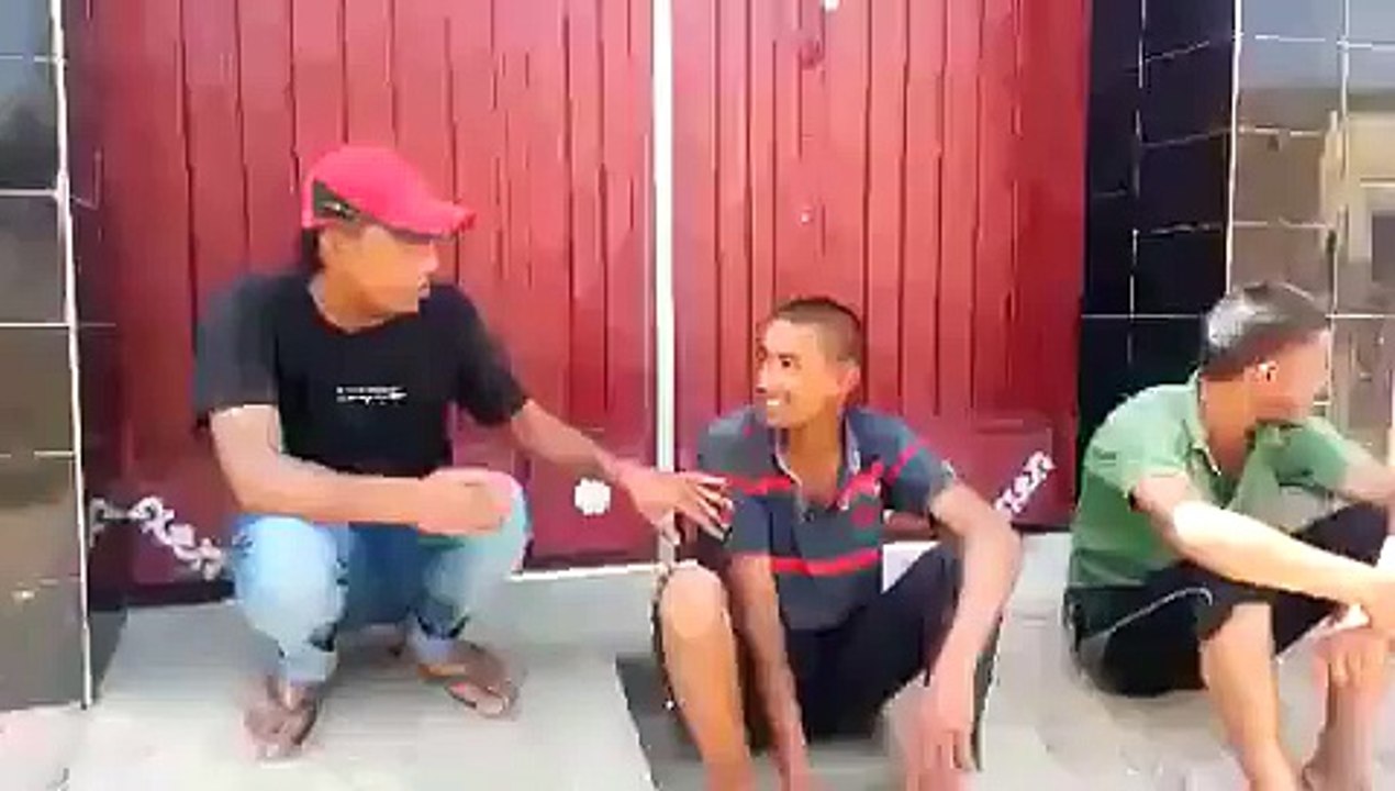 2 Rocks 1 Shocks