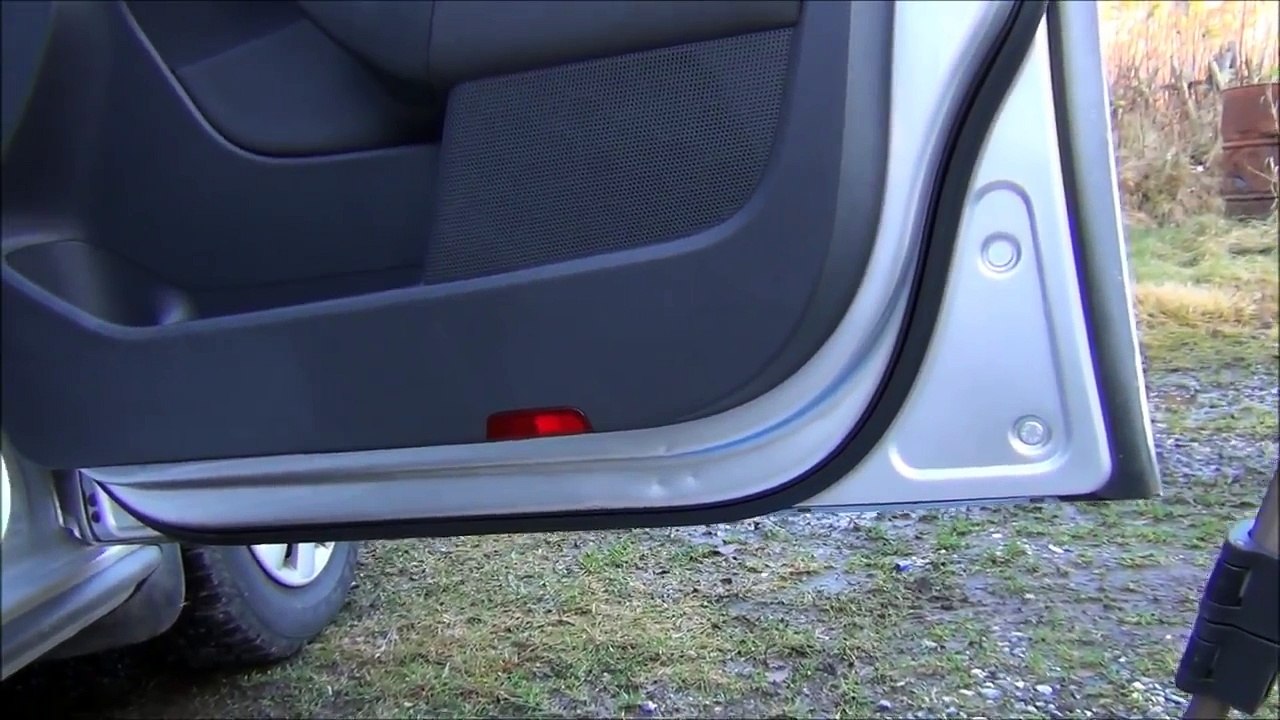 Door panel removal Golf MK5 Front Passenger side
