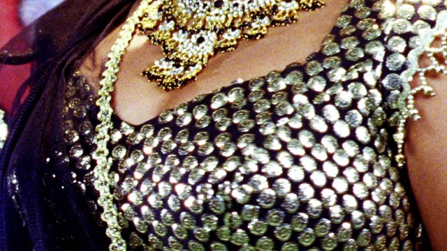 Khube Banal Ba Bazar Dil Manga Tabe Pyar | HOT Bhojpuri Video Song - Pagal Premi