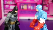 Shopkins Fridge with Batman Flash Captain America at the Barbie Malibu Mall and Shopkins Eggs