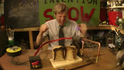 Crazy invention : a knife that can toast as you cut the bread