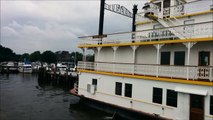 Sightseeing on the Monuments Cruise with the Potomac Riverboat Company (Alexandria to Georgetown)