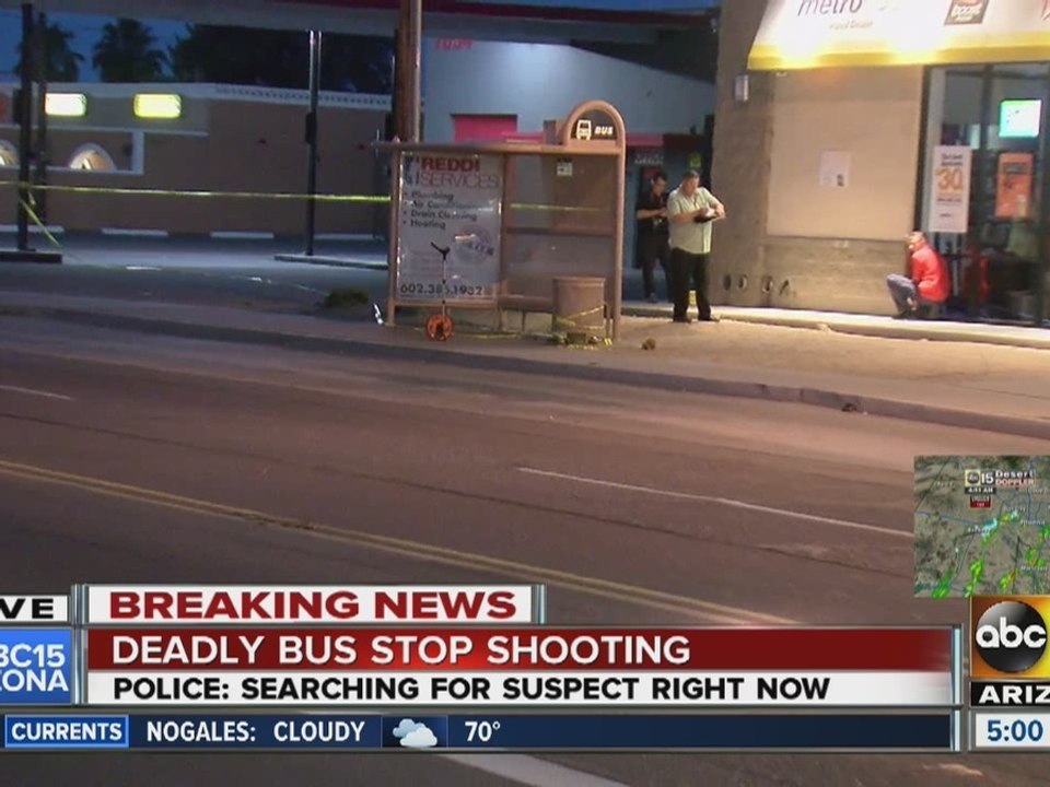 Man shot and killed at Phoenix bus stop